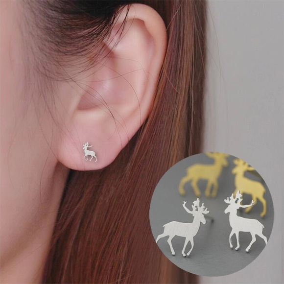 ๐ New Reindeer Gold Plated Christmas Earrings - Picture 2 of 2